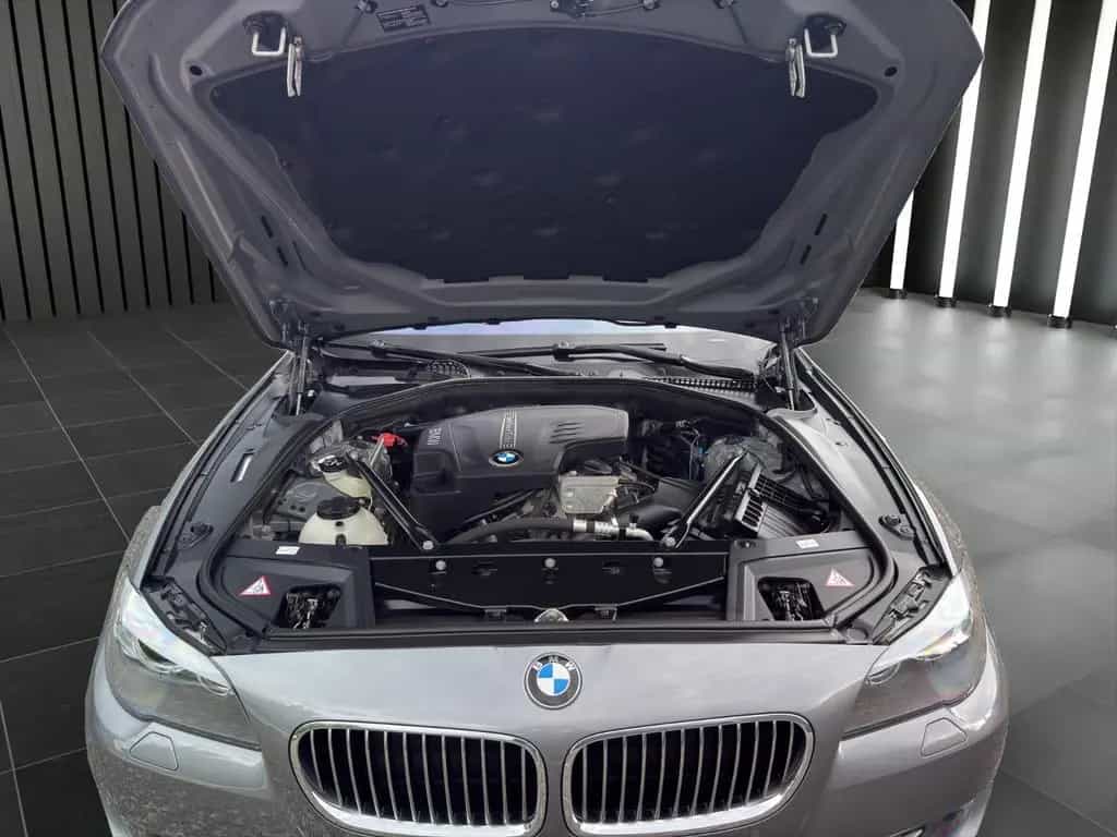 BMW 528 i Limousine xDrive *HUD*LRH*Softcl.*Scheckhef 04/2012-photo-23