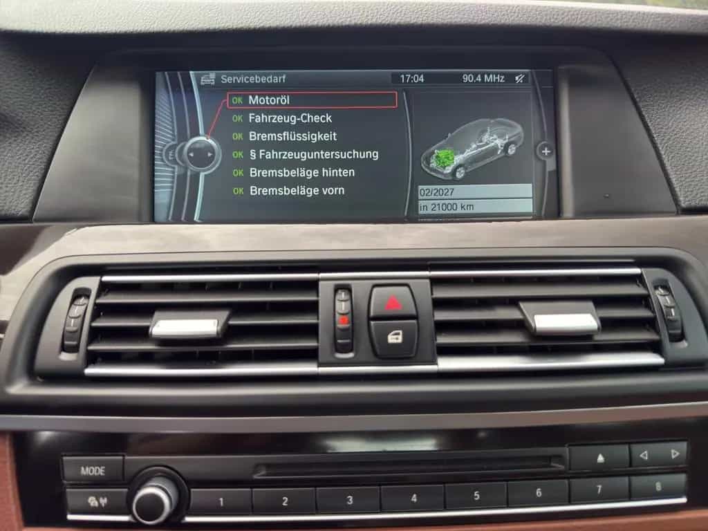 BMW 528 i Limousine xDrive *HUD*LRH*Softcl.*Scheckhef 04/2012-photo-32