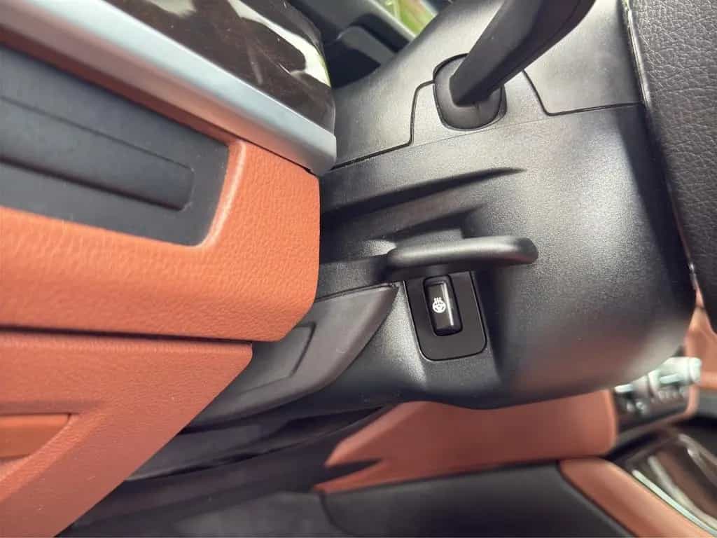 BMW 528 i Limousine xDrive *HUD*LRH*Softcl.*Scheckhef 04/2012-photo-33