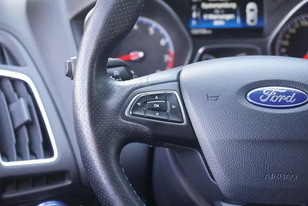 Ford Focus 2.3 RS AWD Perfomance *19Zoll*Scheckheft* 01/2017-photo-12