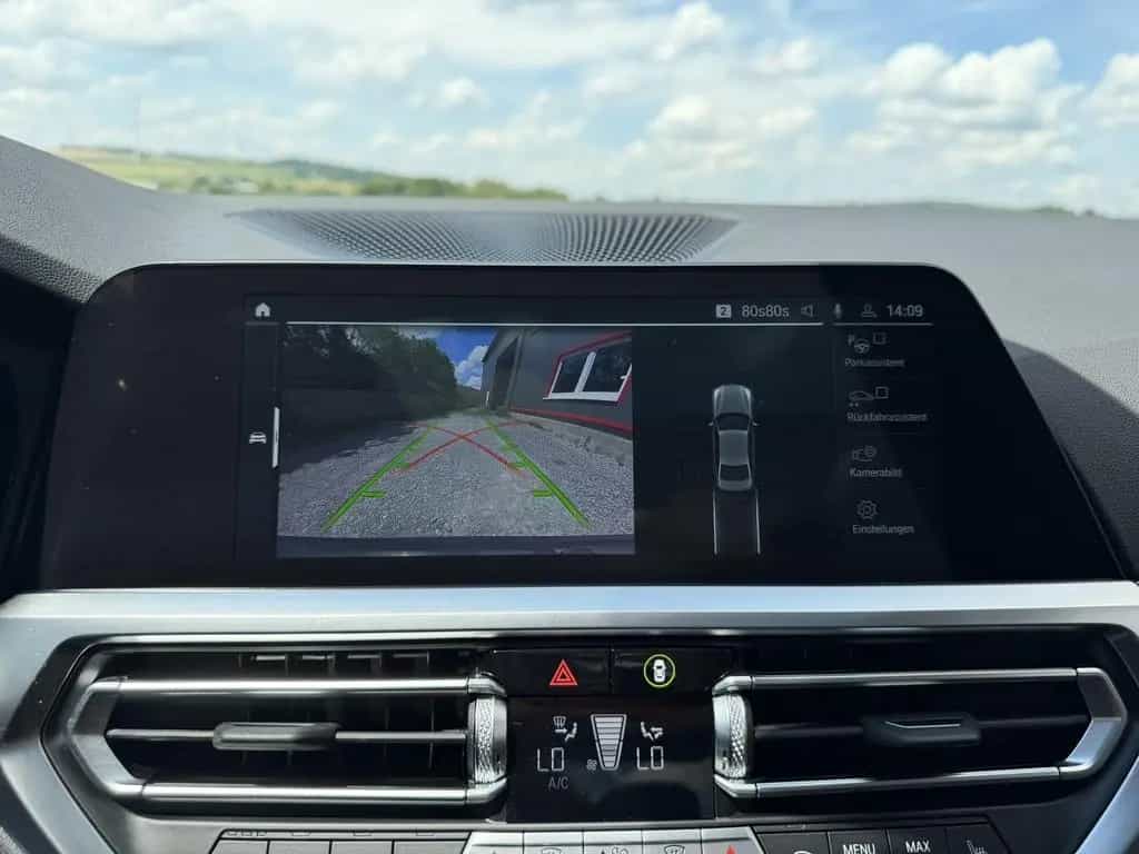 BMW 320 d M Sport HeadUp HiFi Laser Innovation LiveCo 04/2022-photo-13