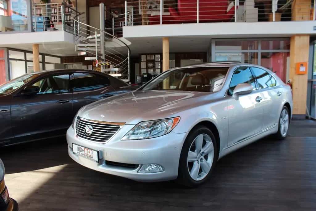 Lexus LS 460 Ambience / Impression-Line ACC Luft 19" 02/2007-photo-40