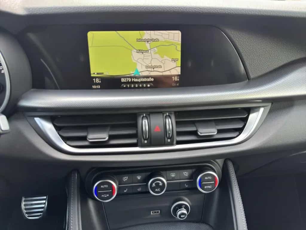 Alfa Romeo Stelvio Super Q4, SHZ, Navi, Memory, Totwinkel 08/2018-photo-10