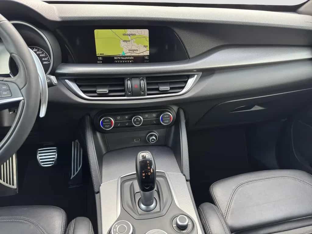 Alfa Romeo Stelvio Super Q4, SHZ, Navi, Memory, Totwinkel 08/2018-photo-9