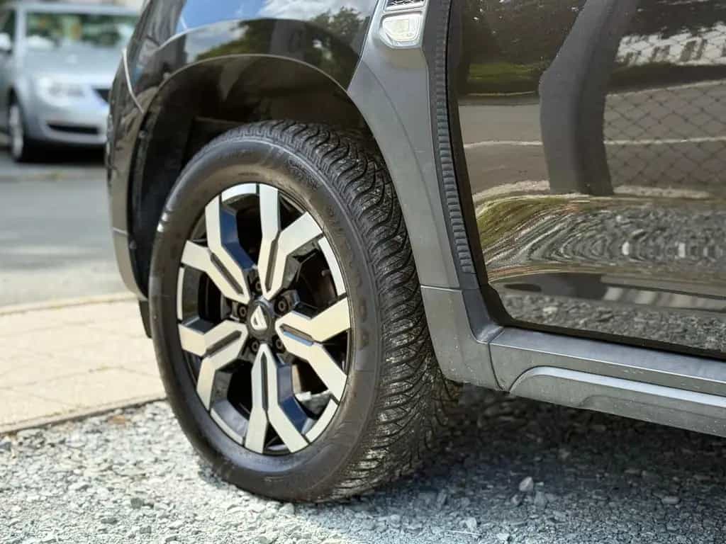 Dacia Duster II Prestige 4x2 AHK NAVI LED SHZ KLIMA 09/2021-photo-13