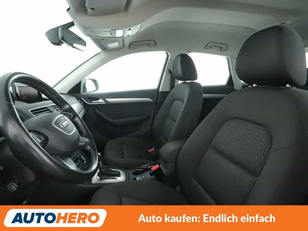 Audi Q3 2.0 TFSI quattro Design Aut.*NAVI*LED*TEMPO* 04/2017-photo-9