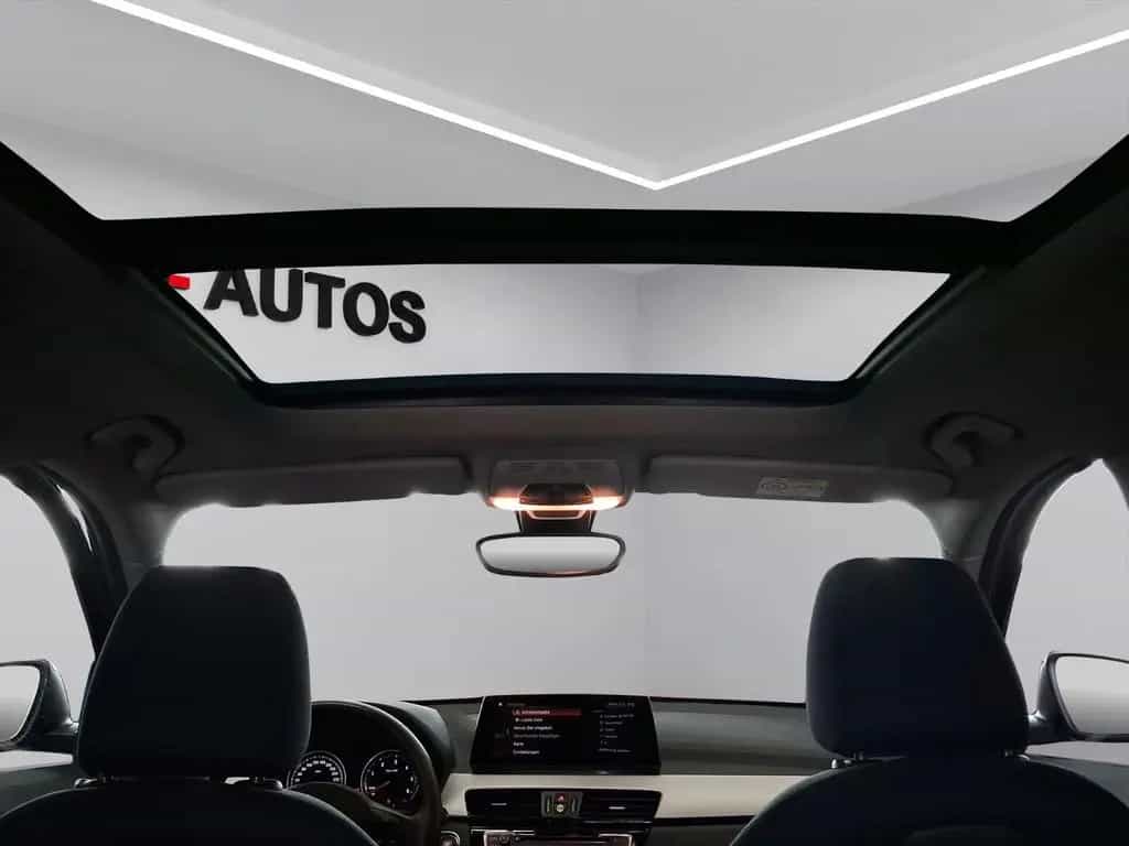 BMW X1 sDrive 18d.,1.Hand,Navi,Pano,HUD,AHK,Kamera 02/2020-photo-24