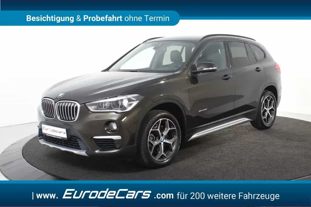 BMW X1 xDrive20i *2.Hand*4x4*AHK*SHZ*Park ass.* 03/2017-photo-0