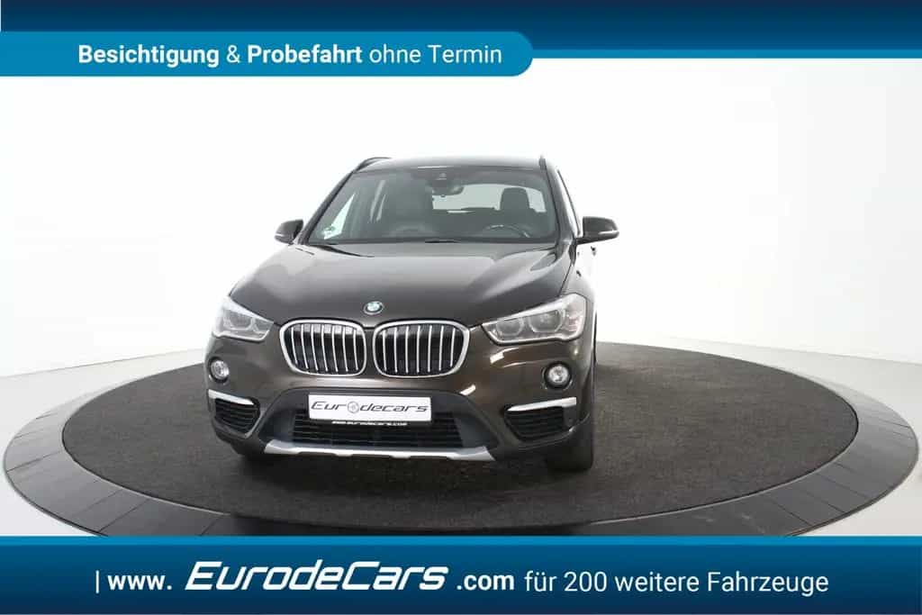 BMW X1 xDrive20i *2.Hand*4x4*AHK*SHZ*Park ass.* 03/2017-photo-20