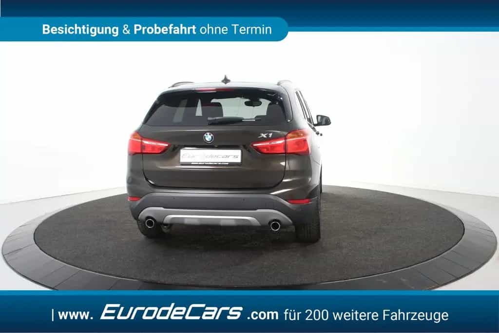BMW X1 xDrive20i *2.Hand*4x4*AHK*SHZ*Park ass.* 03/2017-photo-21