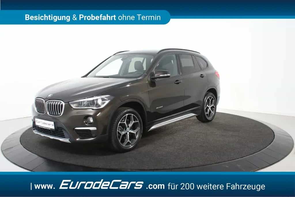 BMW X1 xDrive20i *2.Hand*4x4*AHK*SHZ*Park ass.* 03/2017-photo-4