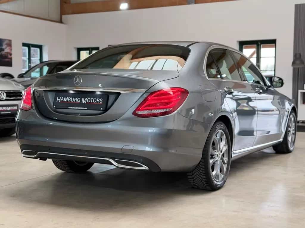 Mercedes-Benz C 180 CGI Limousine 7G-TRONIC Avantgarde 156PS 07/2017-photo-2