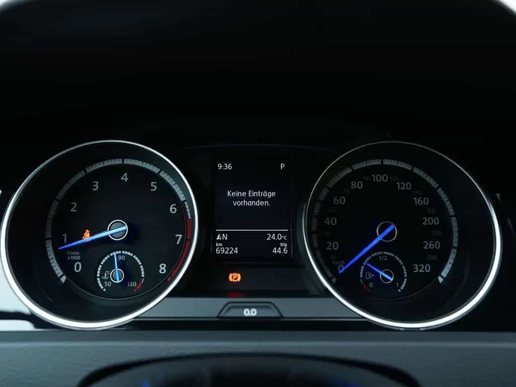 Volkswagen Golf R BMT 4Motion 1.HAND*LED*ACC*AUTOM*SH*LEDER 06/2016-photo-22