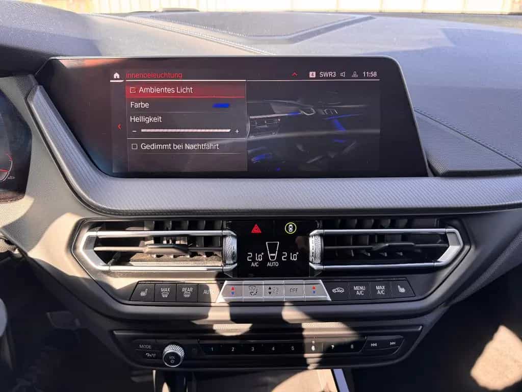 BMW 118 d Aut. M Sport PANO/AHK/HUD/MEMORY/STOP&GO 02/2021-photo-31