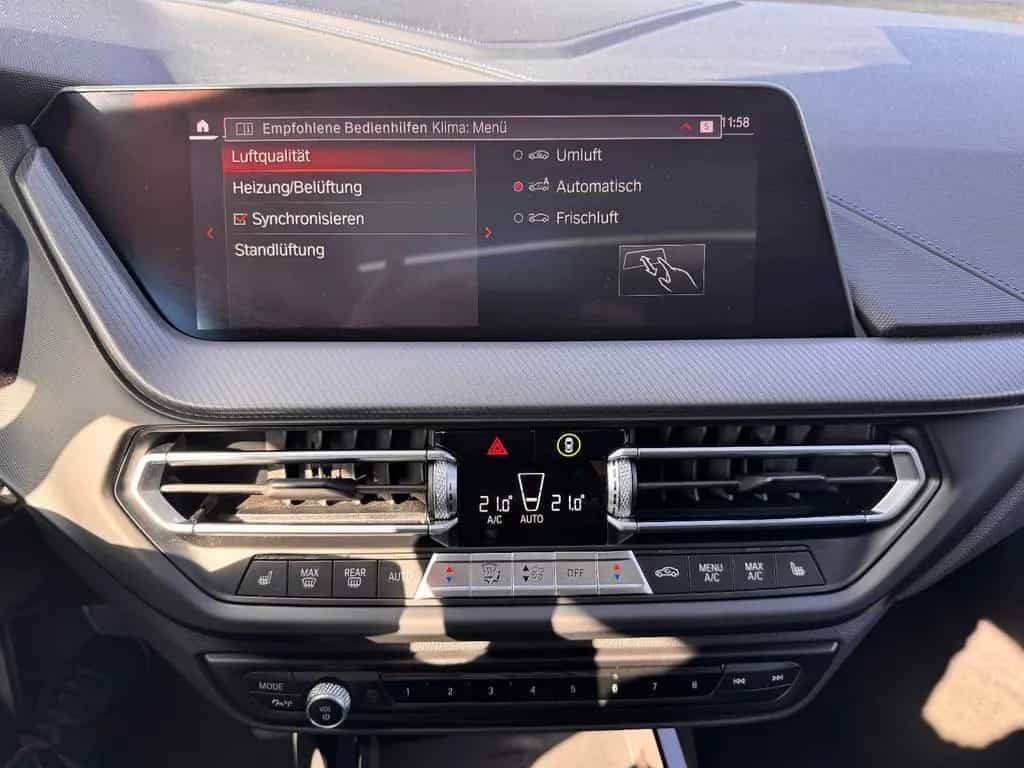 BMW 118 d Aut. M Sport PANO/AHK/HUD/MEMORY/STOP&GO 02/2021-photo-33