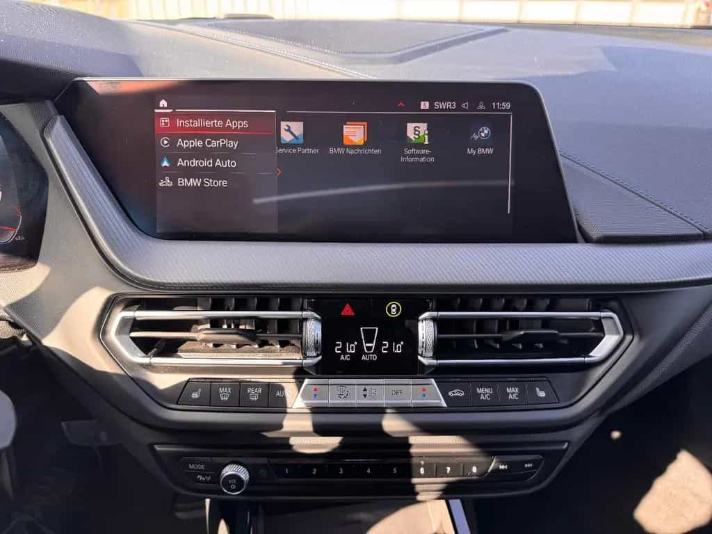 BMW 118 d Aut. M Sport PANO/AHK/HUD/MEMORY/STOP&GO 02/2021-photo-34