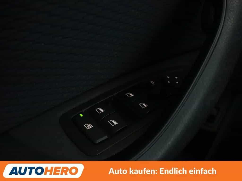 BMW X1 xDrive 20d M Sport Aut.*NAVI*CAM*TEMPO* 06/2019-photo-35