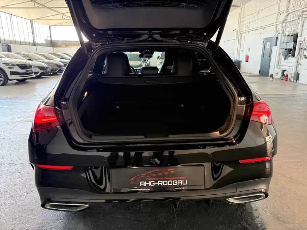 Mercedes-Benz CLA Shooting Brake AMG Line Edition 09/2024-photo-12