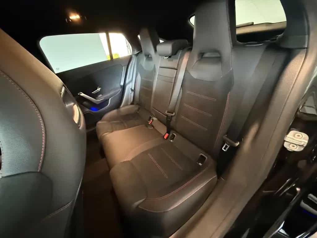 Mercedes-Benz CLA Shooting Brake AMG Line Edition 09/2024-photo-18
