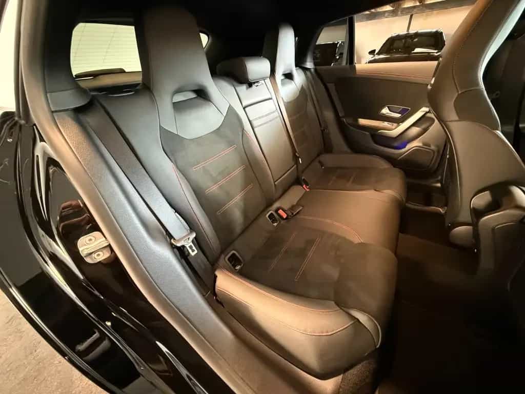 Mercedes-Benz CLA Shooting Brake AMG Line Edition 09/2024-photo-19