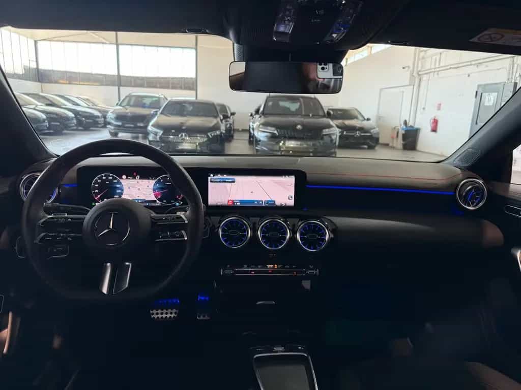 Mercedes-Benz CLA Shooting Brake AMG Line Edition 09/2024-photo-24