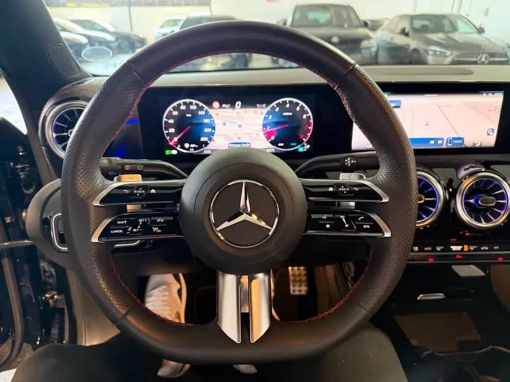 Mercedes-Benz CLA Shooting Brake AMG Line Edition 09/2024-photo-26