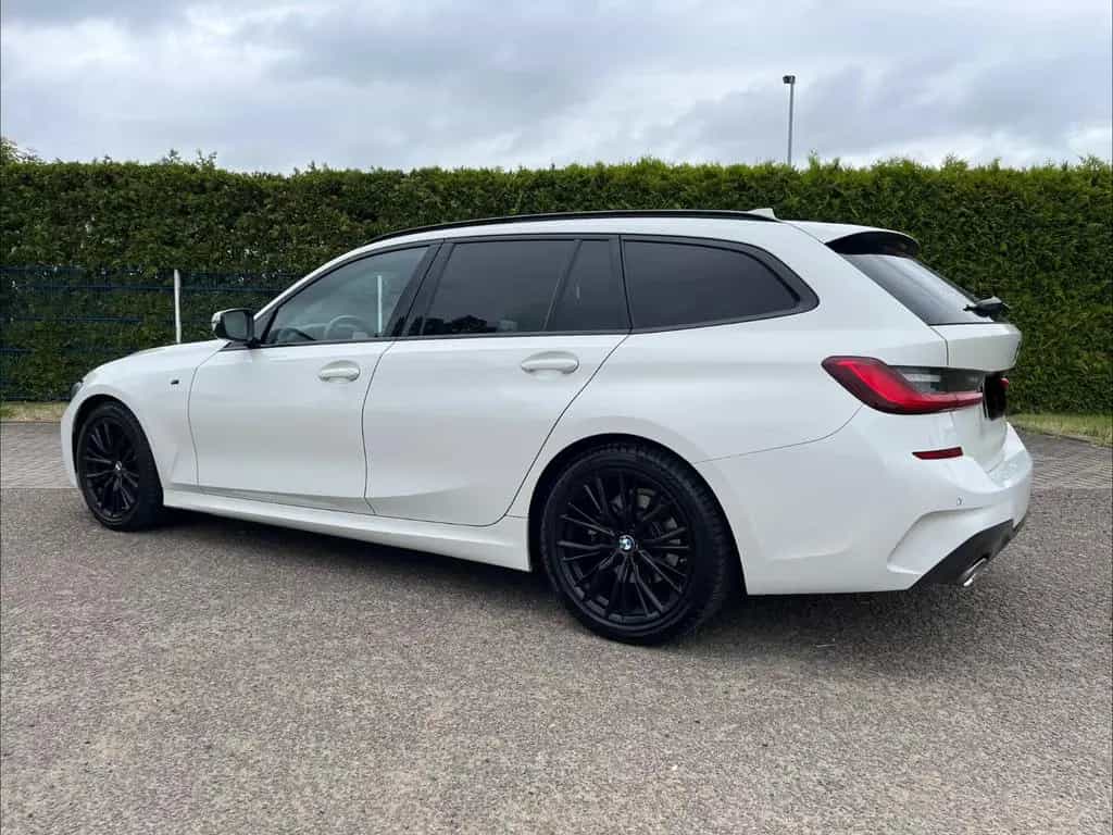 BMW 320 d Touring M Paket Sport Autom. Garantie 05/28 02/2020-photo-3