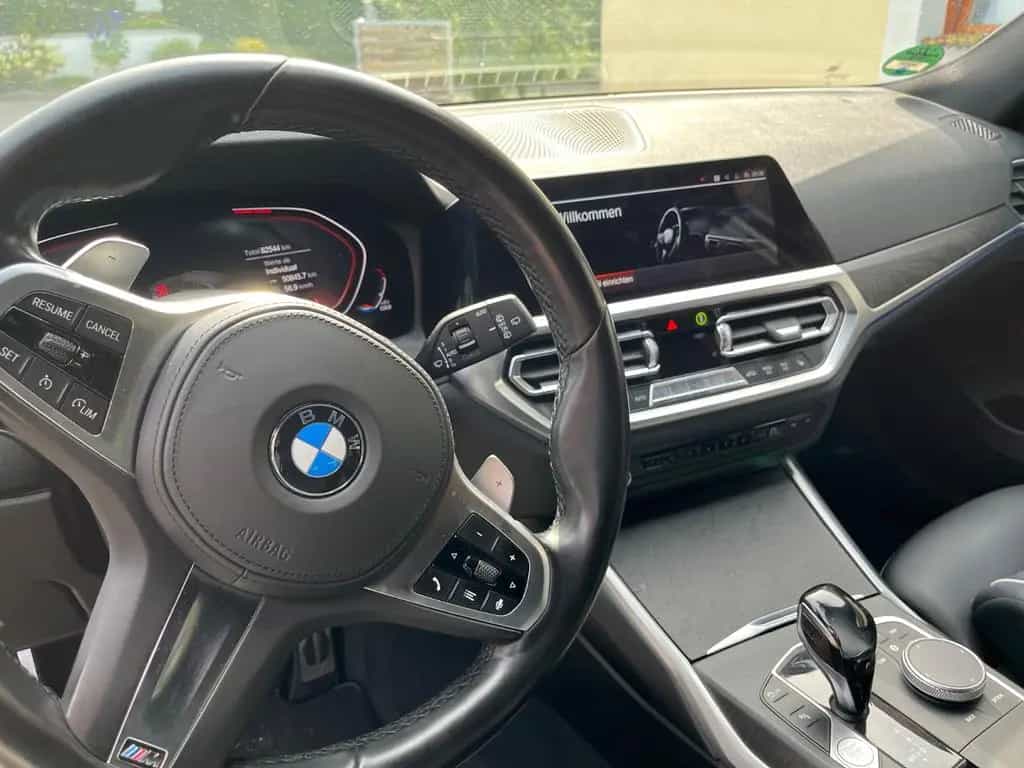 BMW 320 d Touring M Paket Sport Autom. Garantie 05/28 02/2020-photo-9