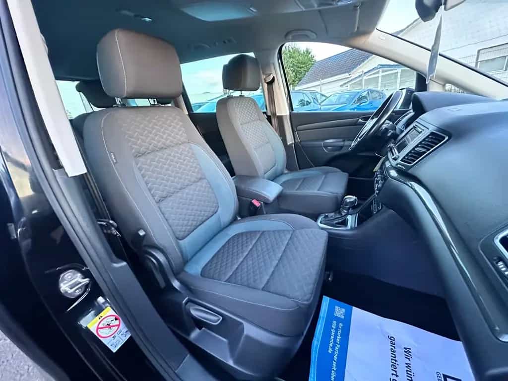 Volkswagen Sharan 177PS DSG IQ.DRIVE ACC AHK Navi Kamera 07/2019-photo-12