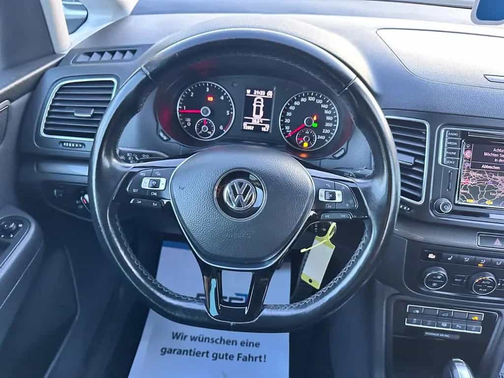 Volkswagen Sharan 177PS DSG IQ.DRIVE ACC AHK Navi Kamera 07/2019-photo-18