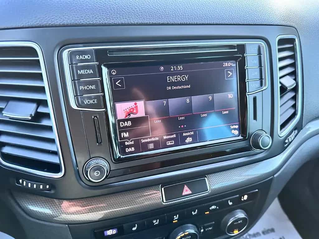 Volkswagen Sharan 177PS DSG IQ.DRIVE ACC AHK Navi Kamera 07/2019-photo-23
