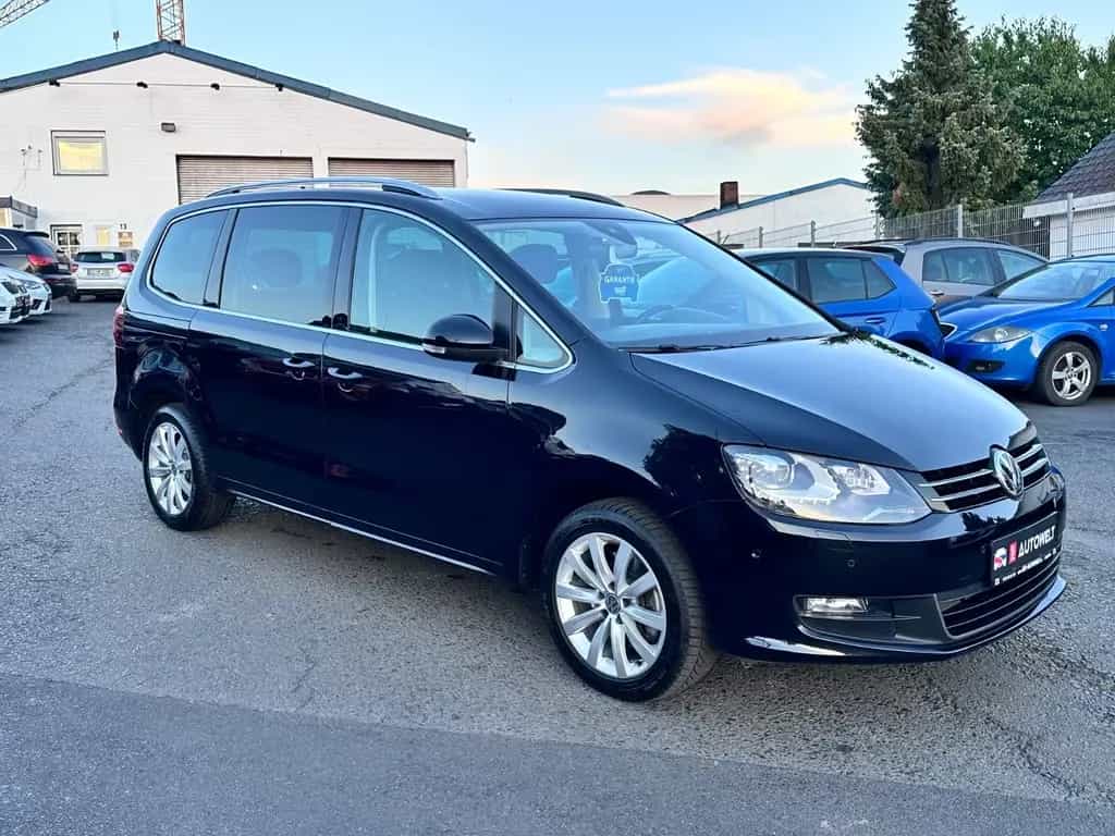 Volkswagen Sharan 177PS DSG IQ.DRIVE ACC AHK Navi Kamera 07/2019-photo-3