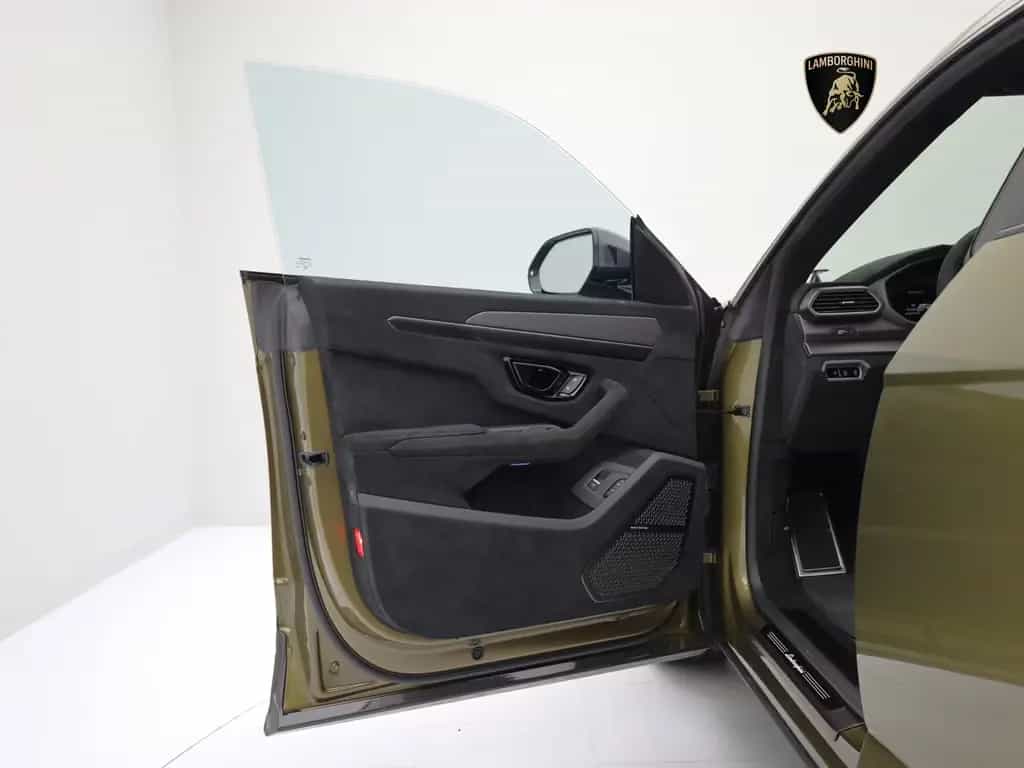 Lamborghini Urus Performante MY24 05/2025-photo-19