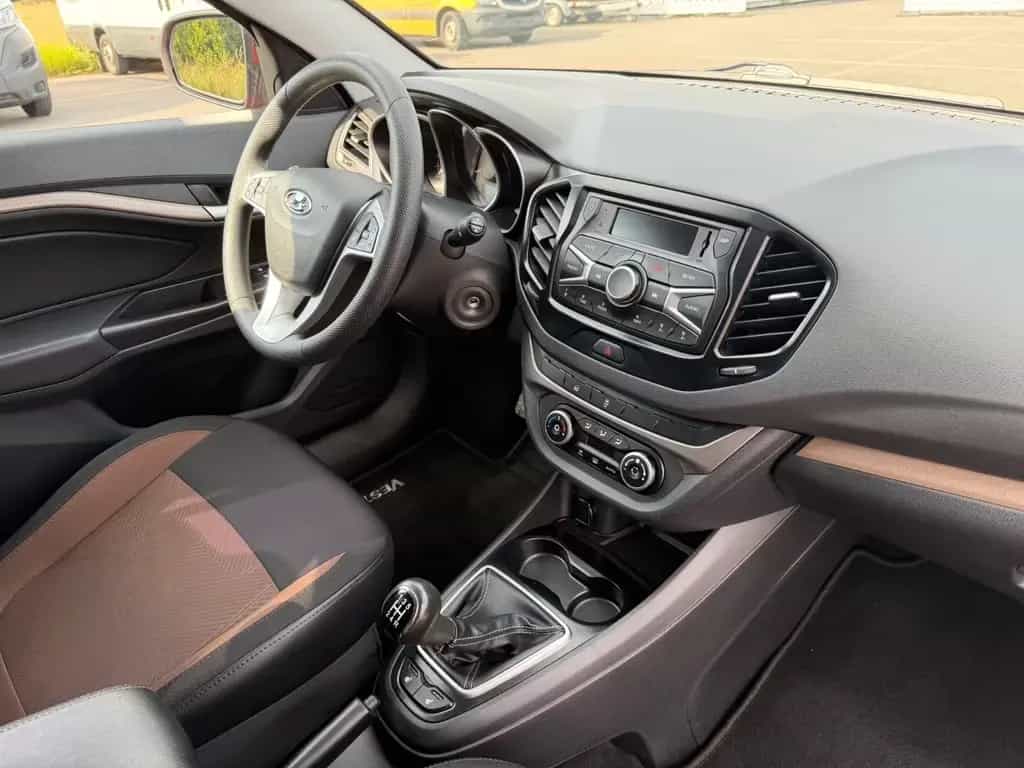 Lada Vesta Norma*Klimaanlage*PDC*SHZ*2.Besitz*TOP* 08/2019-photo-24