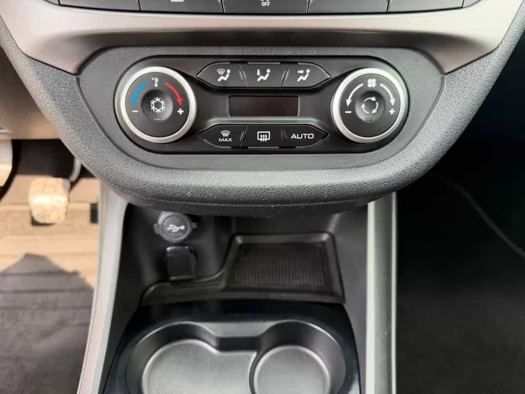 Lada Vesta Norma*Klimaanlage*PDC*SHZ*2.Besitz*TOP* 08/2019-photo-32