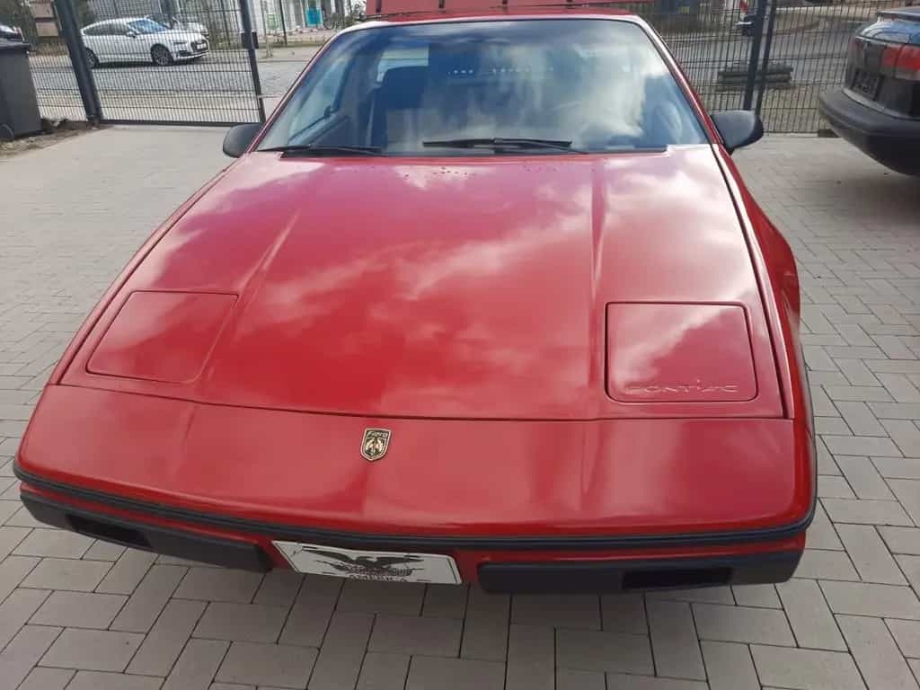Pontiac Fiero SE 2,5L 06/1984-photo-2
