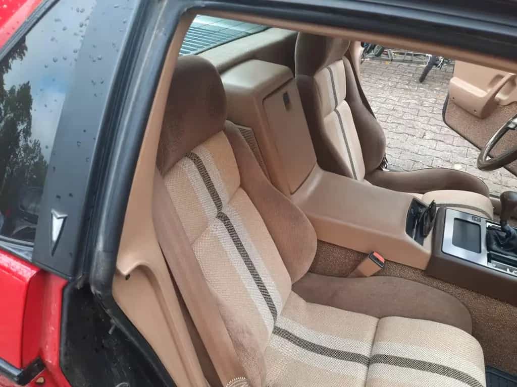Pontiac Fiero SE 2,5L 06/1984-photo-5