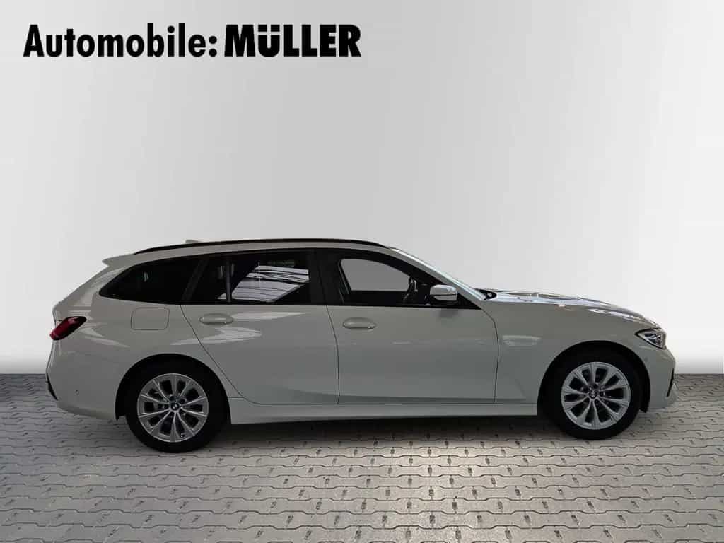 BMW 320 d Touring Advanta Park-Assistent Navi Digita 02/2022-photo-3
