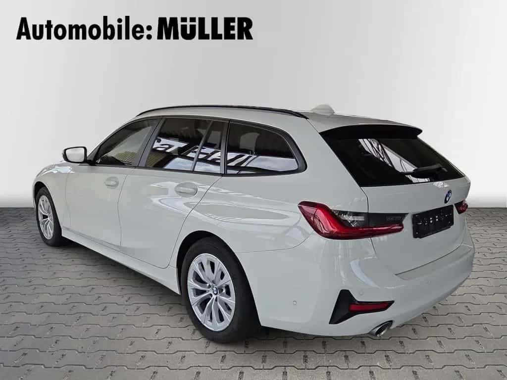 BMW 320 d Touring Advanta Park-Assistent Navi Digita 02/2022-photo-5