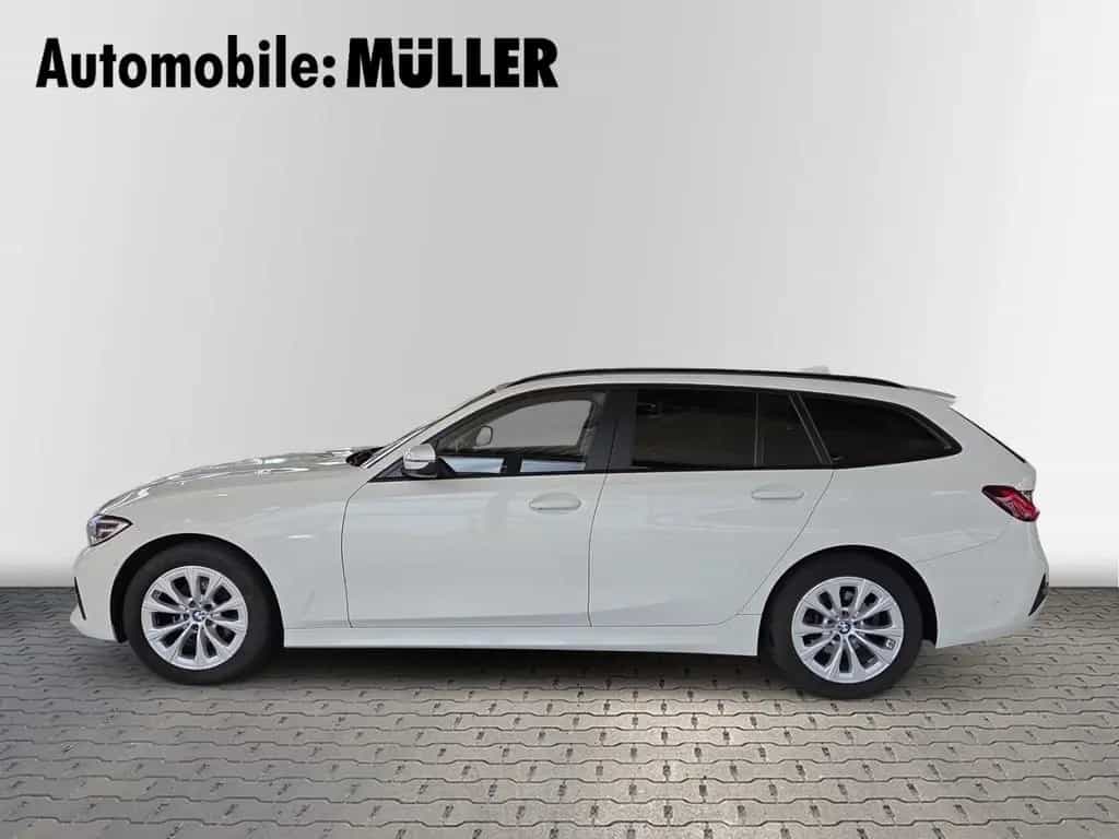 BMW 320 d Touring Advanta Park-Assistent Navi Digita 02/2022-photo-6