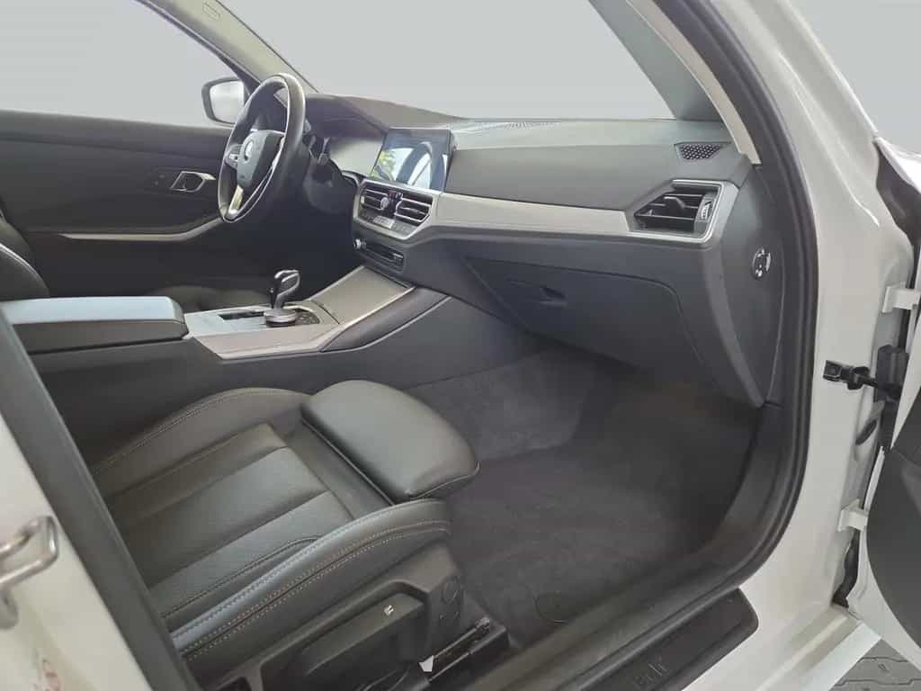 BMW 320 d Touring Advanta Park-Assistent Navi Digita 02/2022-photo-9