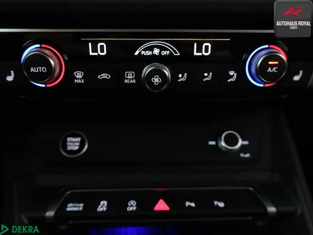Audi Q3 Sportback 45 TFSI qu 3x S LINE MATRIX,SONOS 10/2023-photo-19