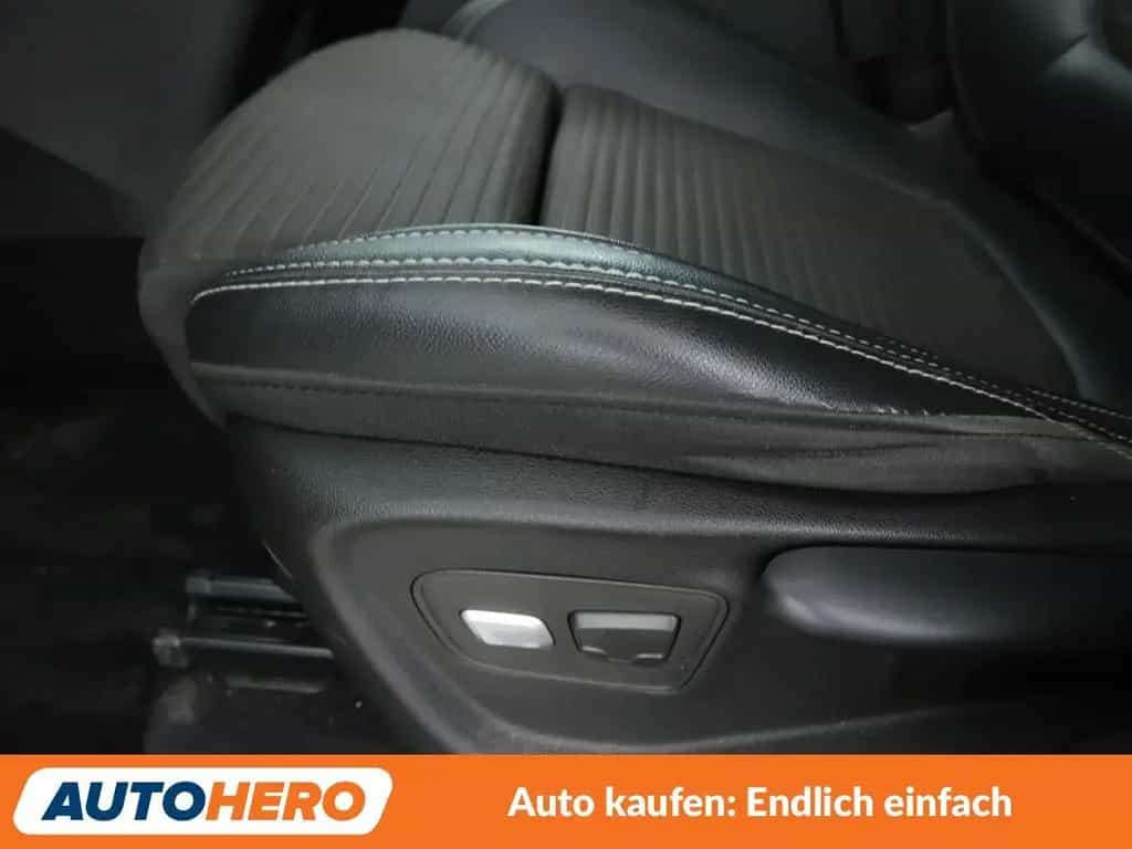 Renault Grand Scenic 1.3 TCe Energy BOSE-Edition *NAVI* 05/2018-photo-24