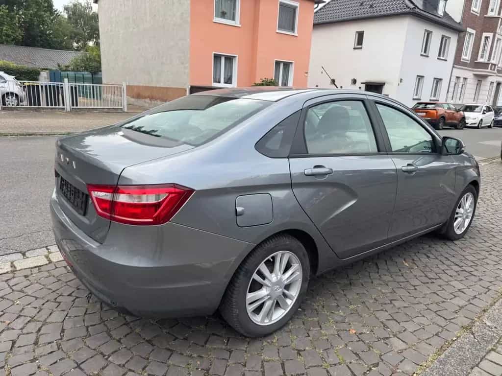 Lada Vesta 1.6/Klima/R.Kamera/Benzin/LPG 02/2018-photo-4