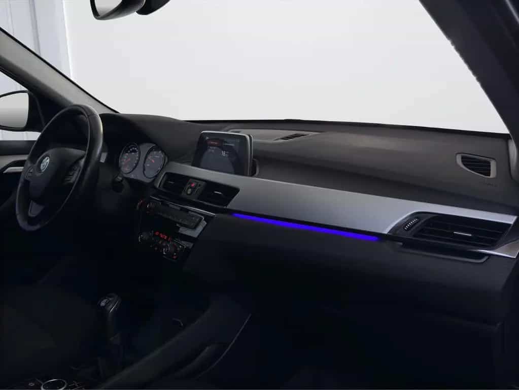 BMW X1 18d *LED*NAVI*SHZ*TEMPOMAT*PDC* 06/2019-photo-14