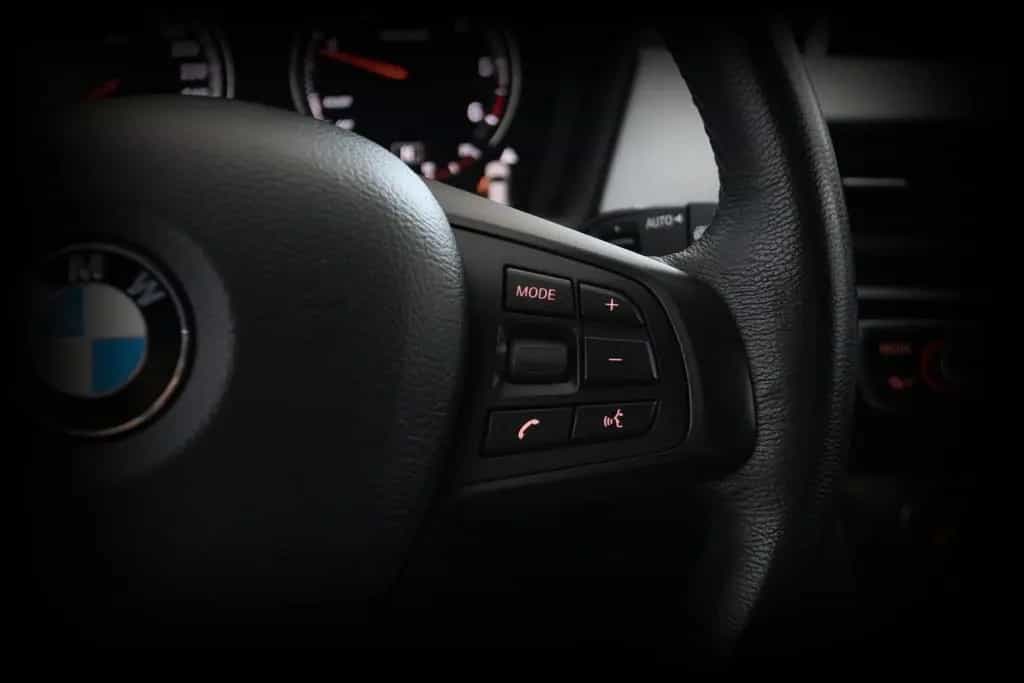 BMW X1 18d *LED*NAVI*SHZ*TEMPOMAT*PDC* 06/2019-photo-21