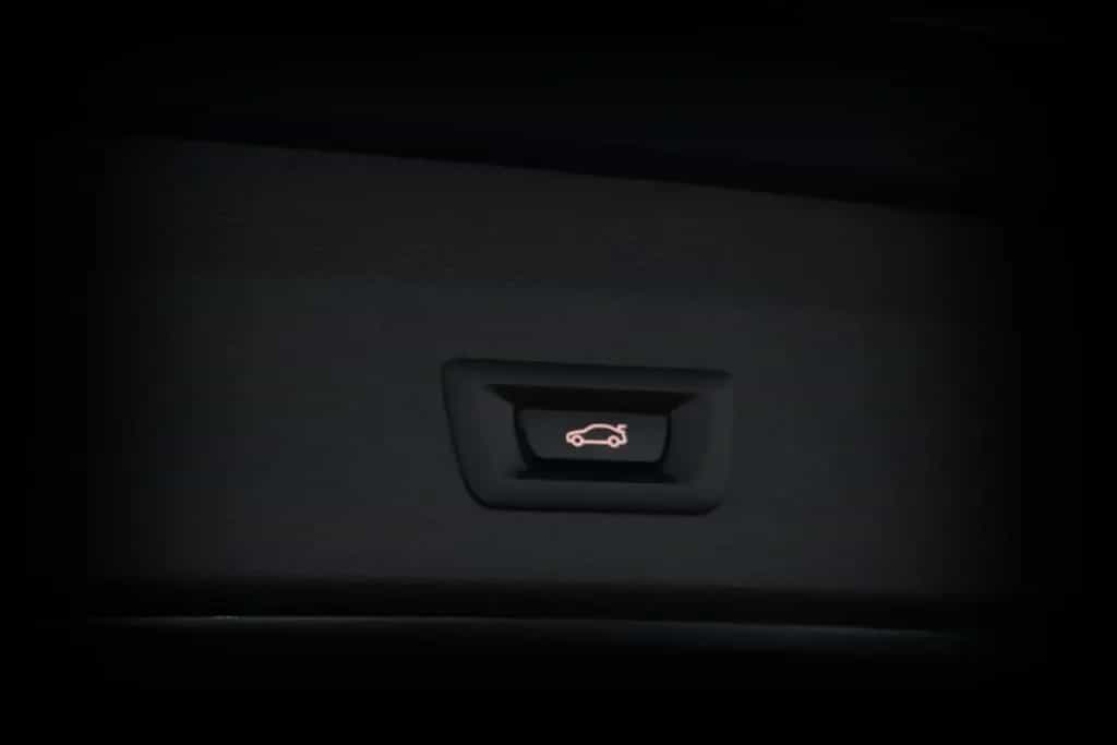 BMW X1 18d *LED*NAVI*SHZ*TEMPOMAT*PDC* 06/2019-photo-22