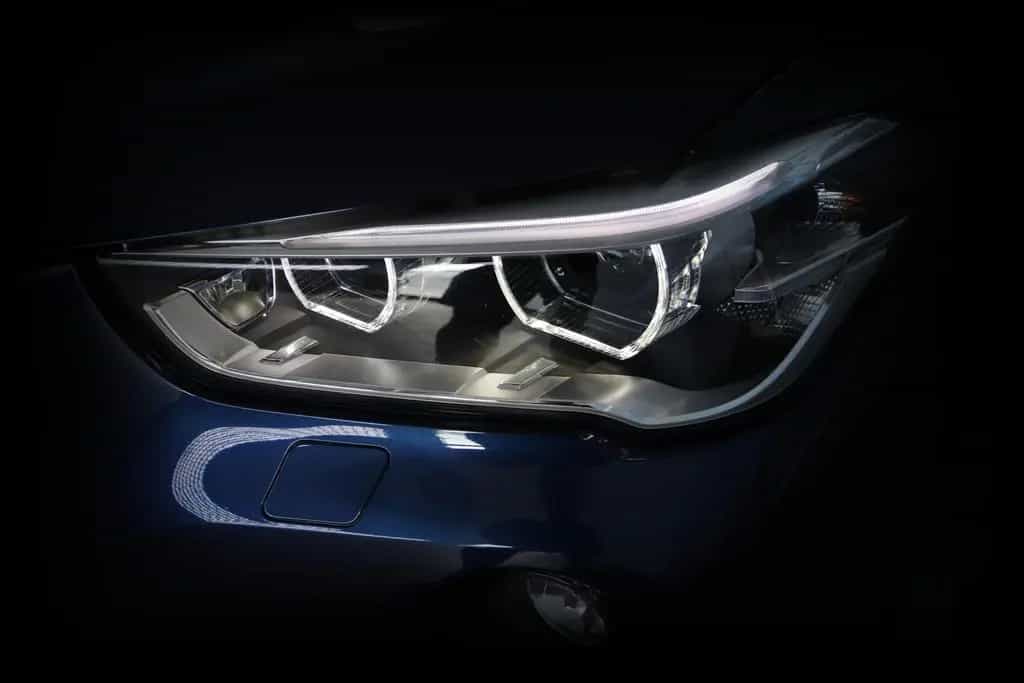 BMW X1 18d *LED*NAVI*SHZ*TEMPOMAT*PDC* 06/2019-photo-23