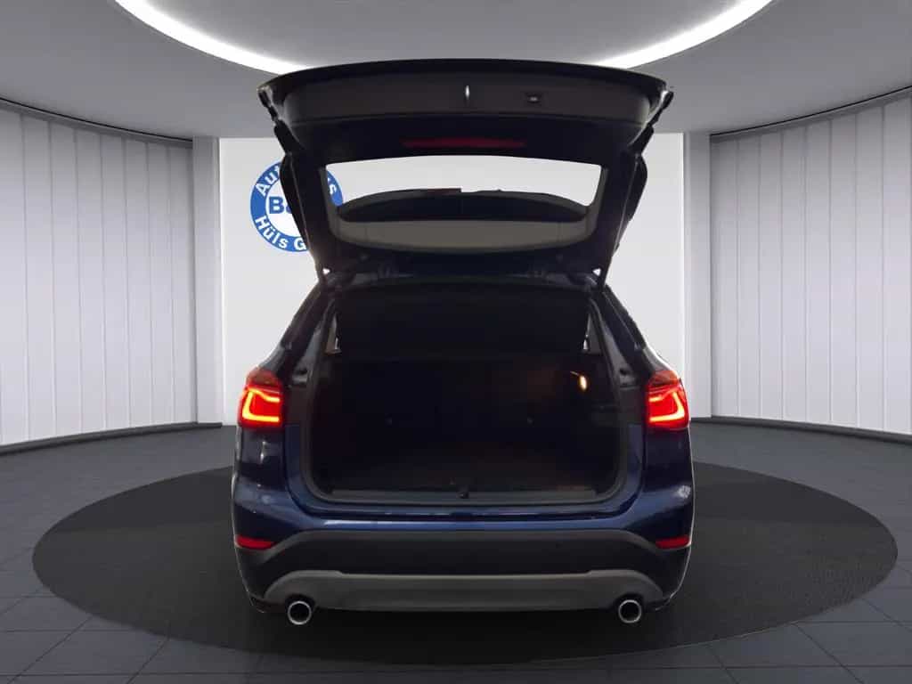 BMW X1 18d *LED*NAVI*SHZ*TEMPOMAT*PDC* 06/2019-photo-24