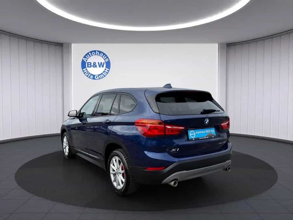 BMW X1 18d *LED*NAVI*SHZ*TEMPOMAT*PDC* 06/2019-photo-5